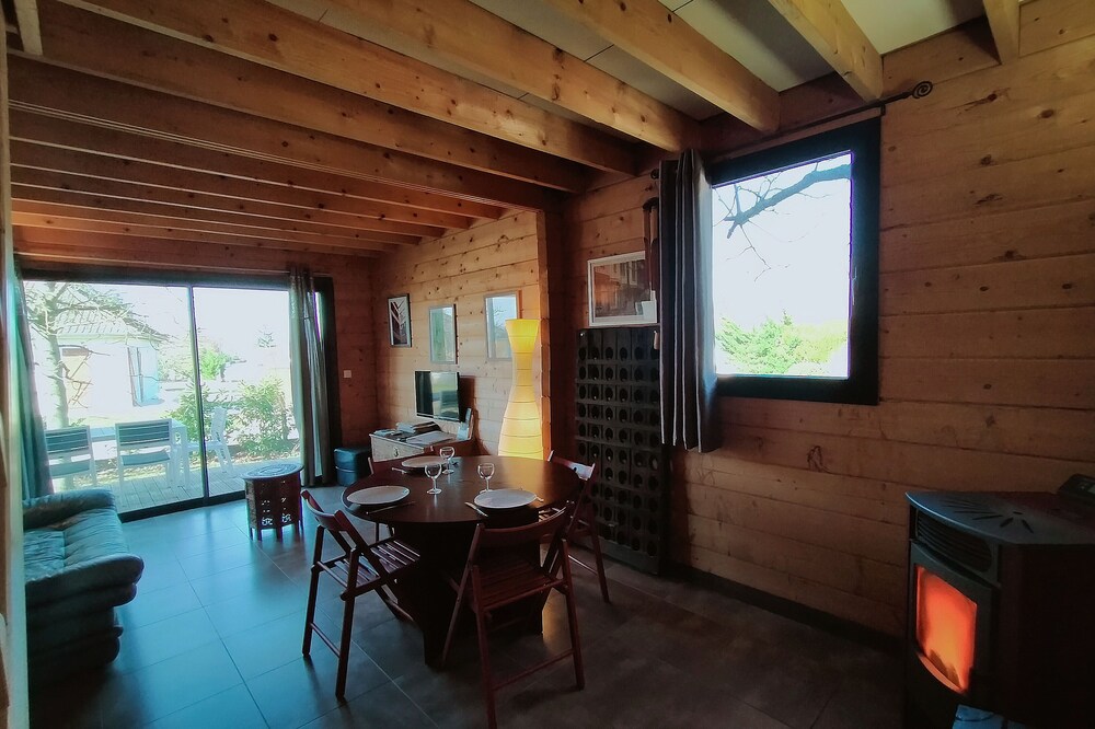 Cottages to Orient - Champagne Chalet