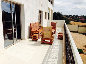 Terrace/patio - VILLA MARCO 1 APARTMENT  (YAOUNDE)