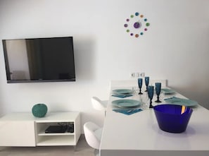 Dining - Modern design Apartment with Sea View (San Bartolomé de Tirajana)