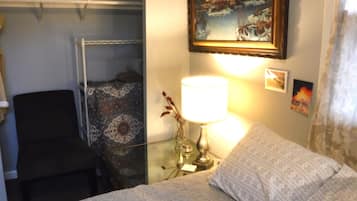 2 Schlafzimmer, BĂŒgeleisen/BĂŒgelbrett, kostenloses WLAN, BettwĂ€sche