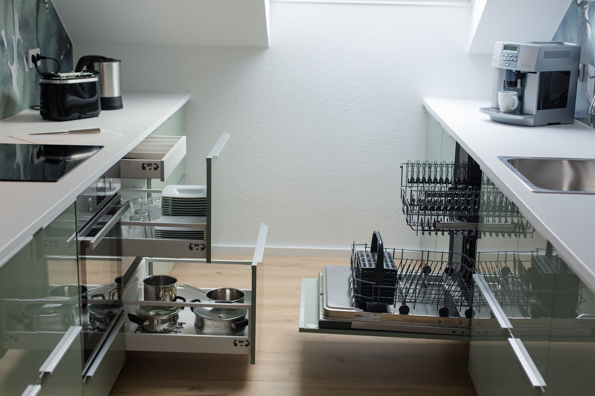 冰箱、烤箱、炉灶、洗碗机