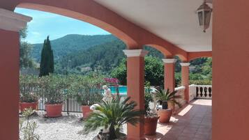 Terras