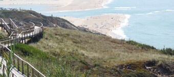 BEAUTIFUL APARTMENT FOR 6 - SPACIOUS AND LUMINOUS FACING THE LAGOON - CLOSE NAZARE