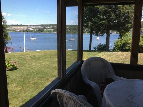 Vapunpäivä saatavilla - rentoudu uimalla veneretkellä Syö liian paljon golfia, pidä hauskaa