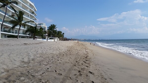 Sun-loungers, beach towels