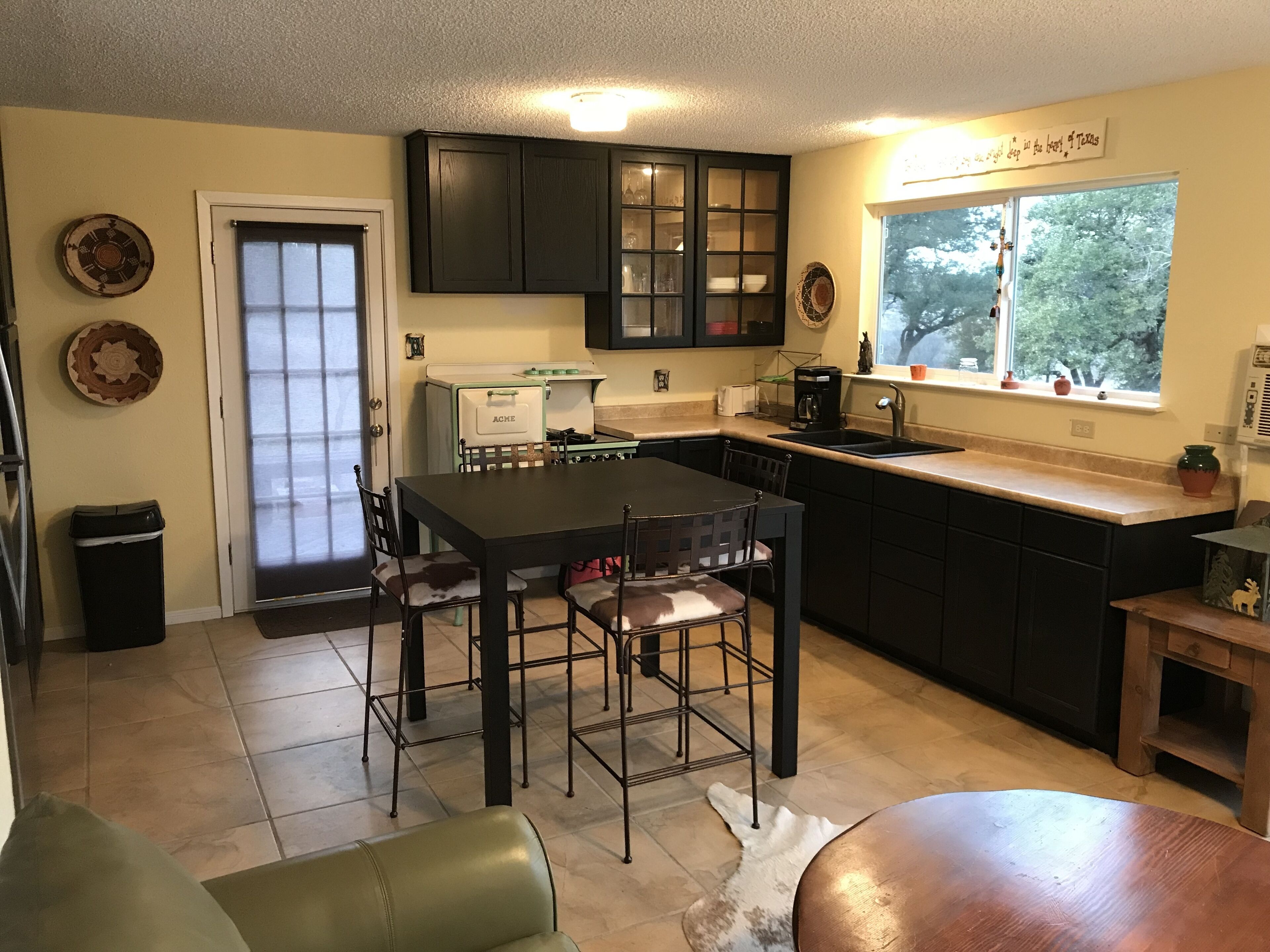 Waterfront Llano River Cabin w/Huge Deck