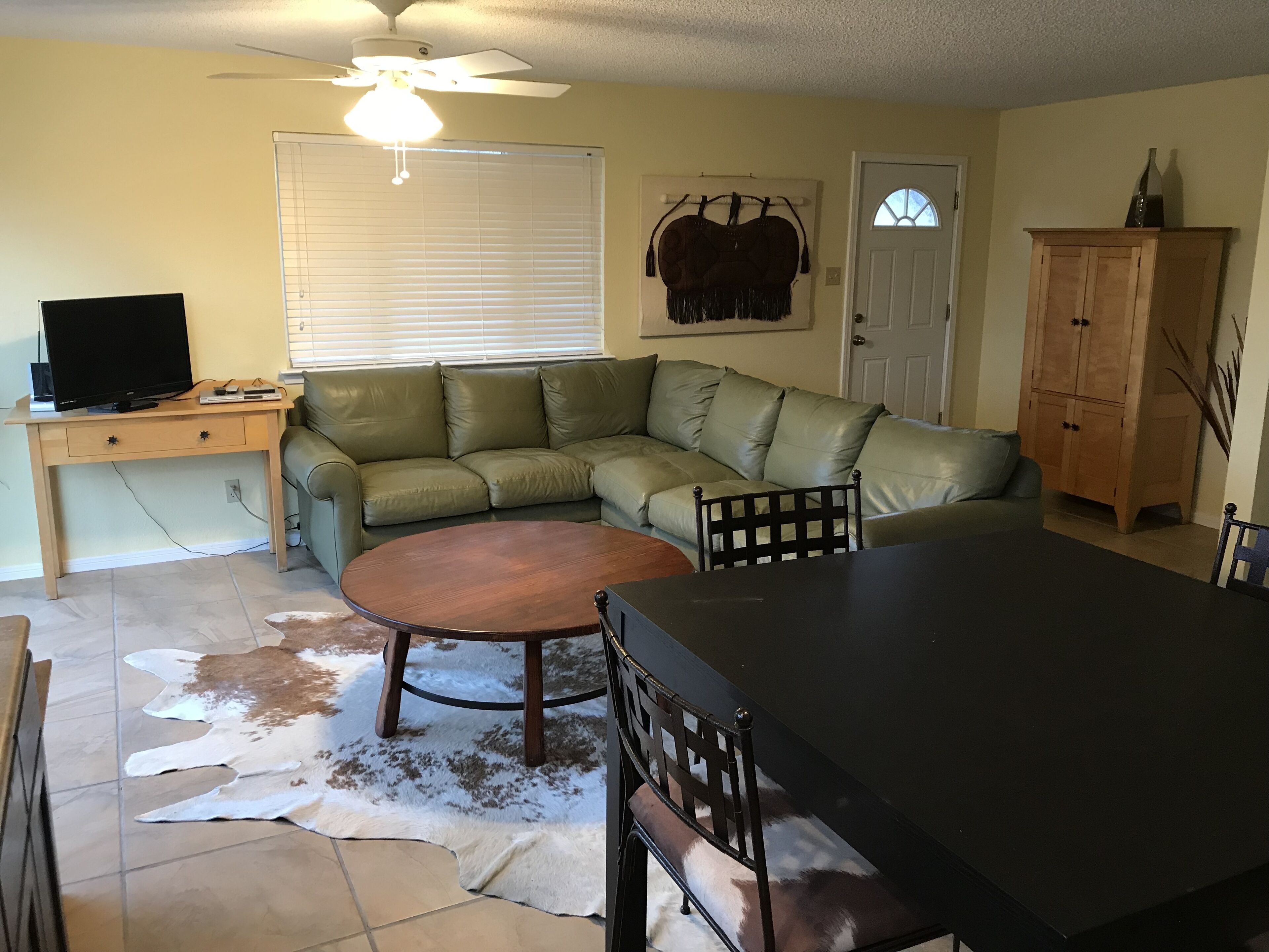 Waterfront Llano River Cabin w/Huge Deck