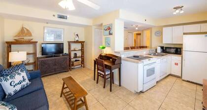 Terrazas "Oasis" surfsid en el Beachside Condo