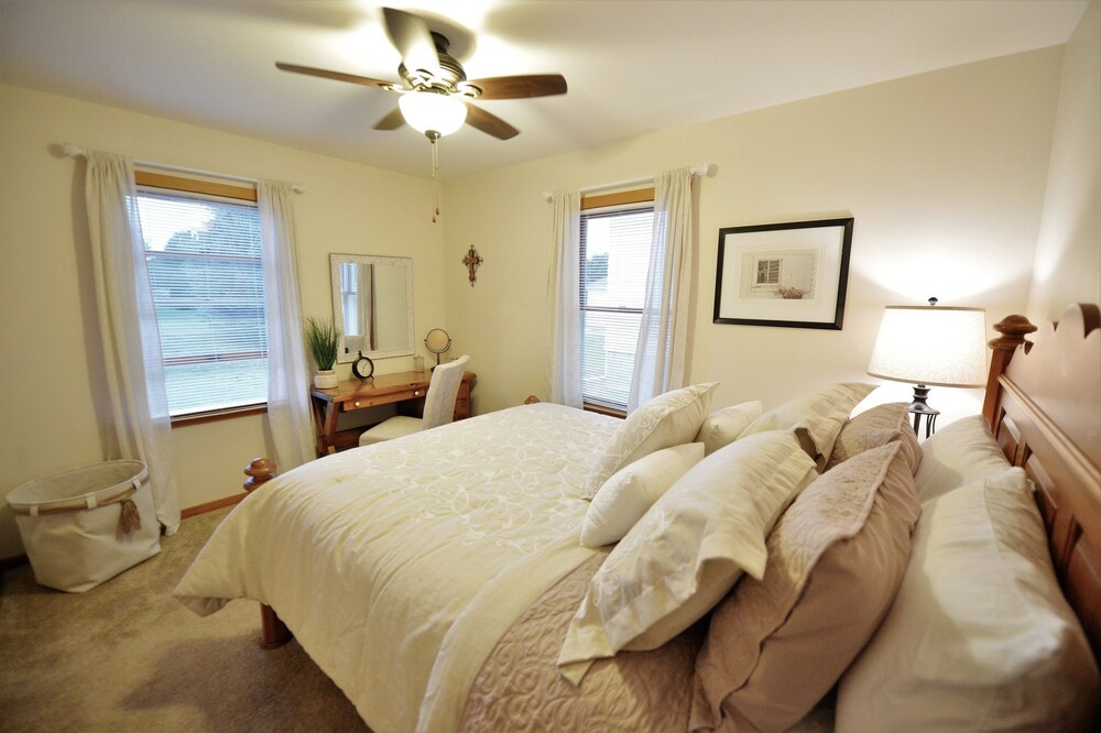 Viola's Place - Full Home Vacation Rental In Frankenmuth City.