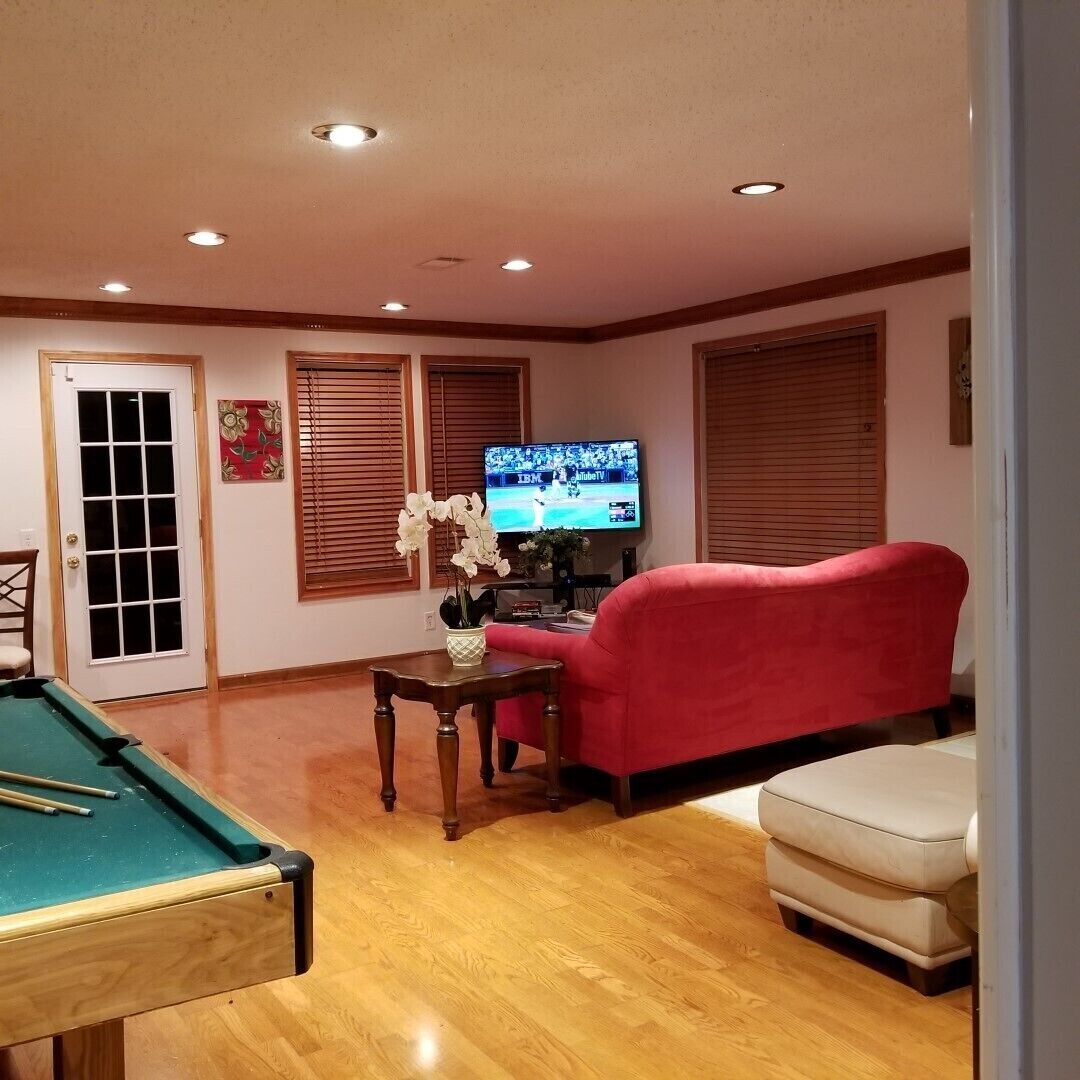 Country Chic - Great for Relaxing and Entertaining