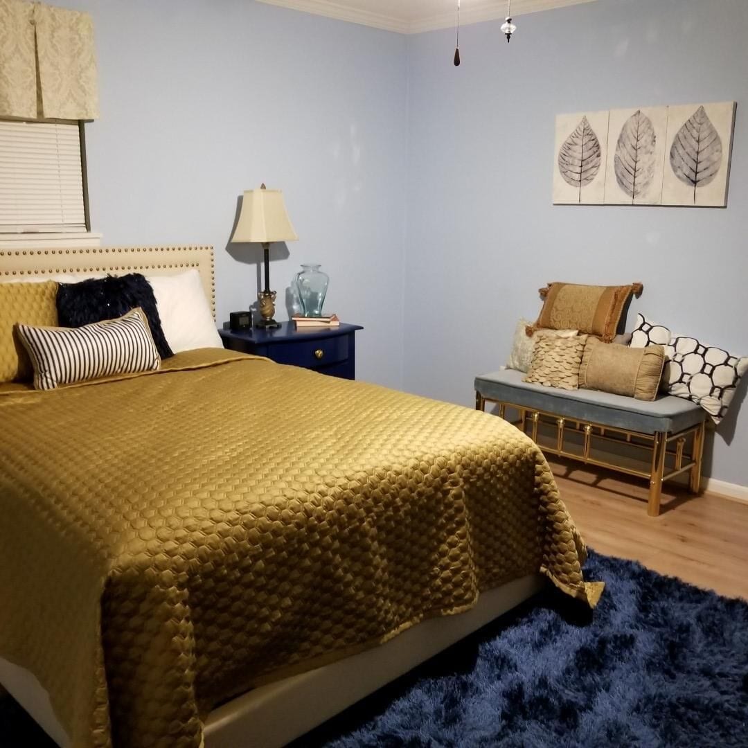 3 soverom, skrivebord, strykejern/-brett og wi-fi (inkludert)