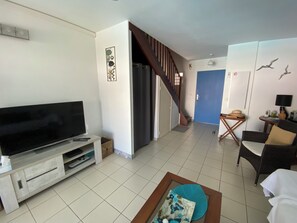 Interior - T3 Duplex pool near golf, shops and marina of St François (Saint François)