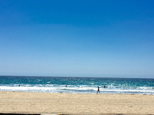 Amazing Beach House with great ocean view!