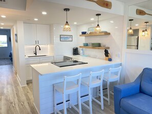 Fridge, microwave, oven, stovetop - Newly remodeled! Building sits right on the sand! Message for discounted rates! (Panama City Beach)