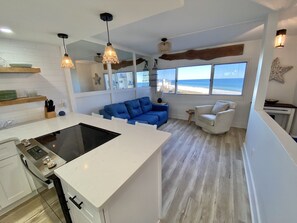 Interior - Newly remodeled! Building sits right on the sand! Message for discounted rates! (Panama City Beach)