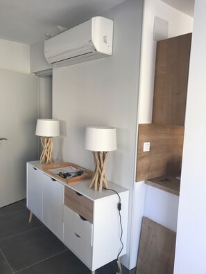 Interior - Family house "Chemakhi", ideal for holidays with families or friends (Narbonne)