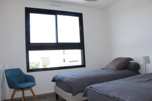 4 bedrooms, iron/ironing board, travel crib, free WiFi