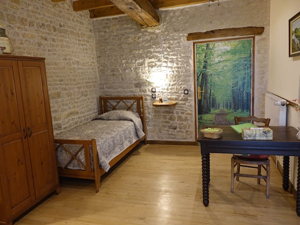 1 bedroom, free WiFi