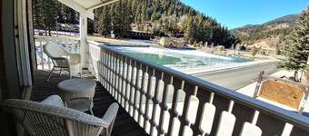 CJ Townhouse 22 - Near Fishing Ponds