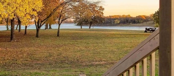 Lakefront Escape on 14+ Private Acres | Fish, Swim & Relax