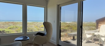 Luxury New Remodeled Beachfront Getaway in Moss Landing, Monterey