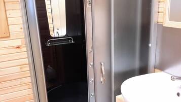 Douche, papier toilette