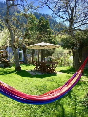 Outdoor dining - Holiday house Seewis im Oberland for 1 - 8 persons with 3 bedrooms - Holiday home (Seewis im Oberland)