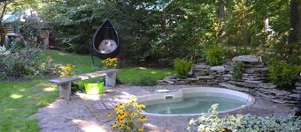 CITQ 296375 Le petit Montebello      Maison sur la plage  CITQ 297662 TERRE-MÈRE