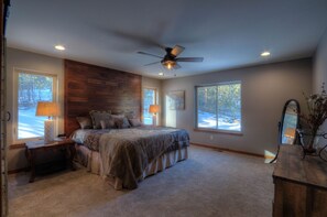 3 chambres, fer et planche à repasser, Wi-Fi, literie fournie