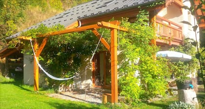 CHALET "Jeanin ruusut" 10 hlöä
