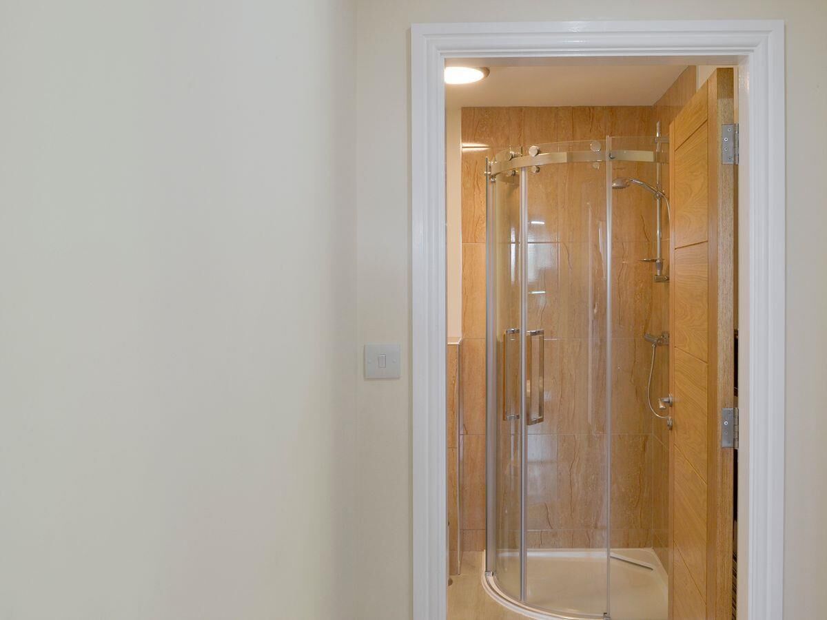 'Swallow View' A large luxury Apart. with stunning views over Matlock