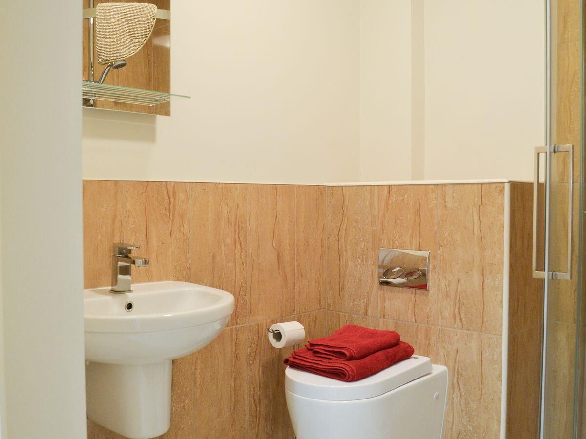 'Swallow View' A large luxury Apart. with stunning views over Matlock