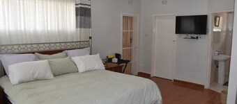 monavale hills getaway