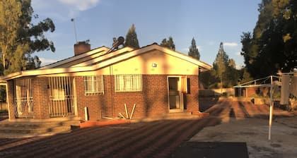 Monavale Hills Getaway