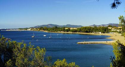L'Oliveraie kaupungissa La Londe Les Maures