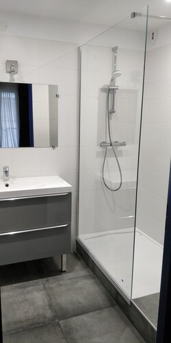 Apartment with parking in Old Lille
