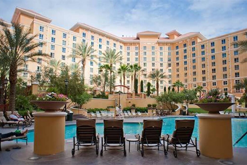Wyndham Grand Desert: Mediterranean-style in The Heart of Las Vegas!