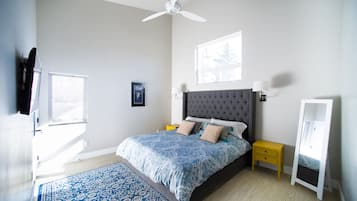 2 Schlafzimmer, Schreibtisch, Bügeleisen/Bügelbrett, kostenloses WLAN