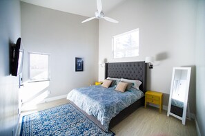 2 Schlafzimmer, Schreibtisch, Bügeleisen/Bügelbrett, kostenloses WLAN