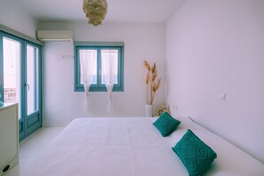 4 chambres, fer et planche à repasser, lit parapluie, Wi-Fi gratuit