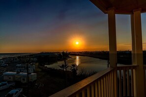 Property grounds - Great Views! Heated Pools, Hot Tubs & Easy Beach Access (Galveston)