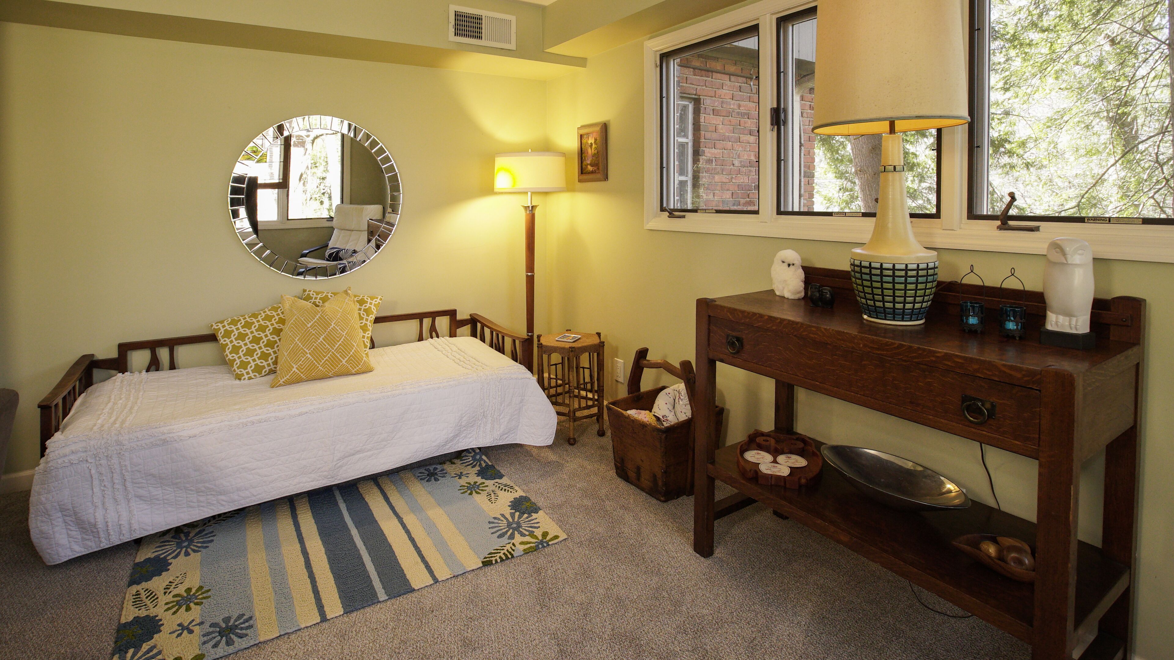 The Owl House! MidCentury Modern Emory, CDC, VA, Decatur Square. 