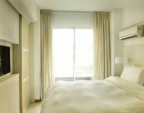 Bügeleisen/Bügelbrett, WLAN, Bettwäsche