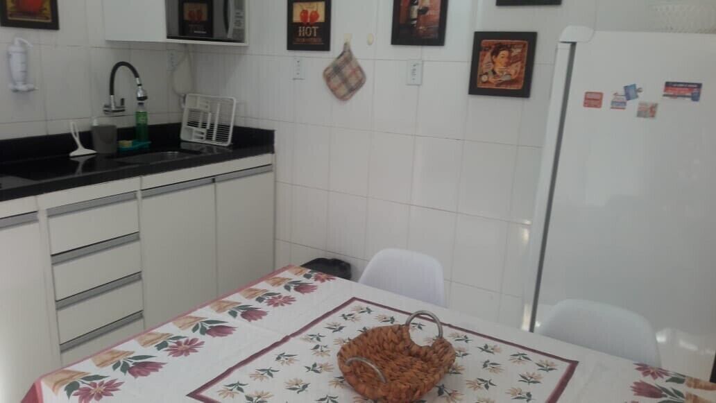 Comfortable Duplex, 3qts (1Suite), Wifi, Air Cond. 2 min from the waterfront. Cozy. 