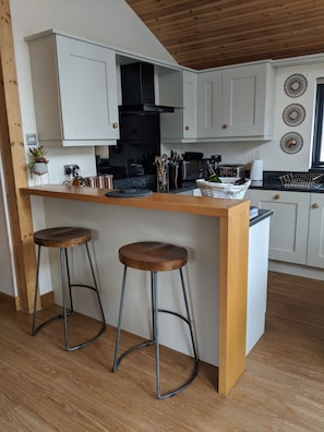 Fridge, microwave, oven, stovetop - Boutique, 3 bedroom lodge in the heart of Northumberland with private hot tub (Newcastle upon Tyne)