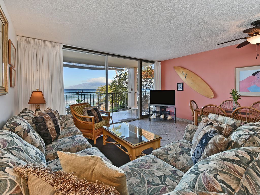 Magnificent Oceanfront 2-Bedroom Unit