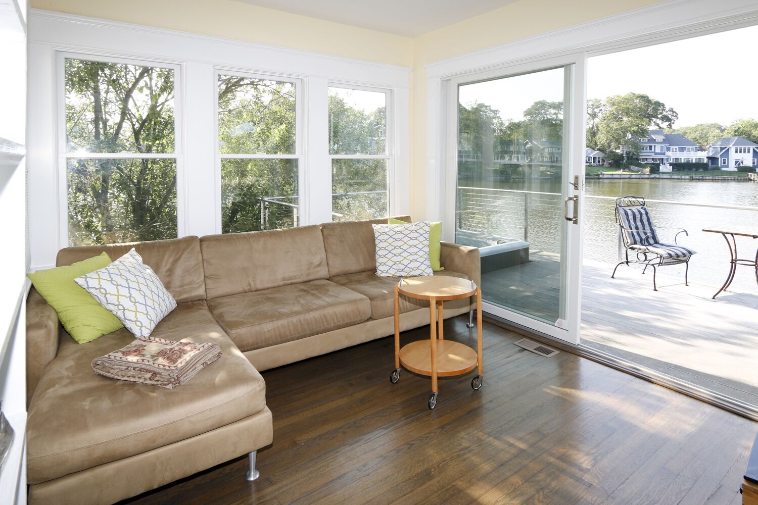 Luxury Oasis Panoramic Lake Views - terrace and hot-tub overlooking Deal Lake