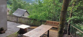 HUS 12 PERS. BELIGGENHED MELLEM ST LARY SOULAN OG PIAU ENGALY