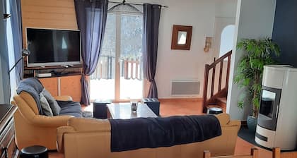 MAISON 12 PERS. SITUEE ENTRE ST LARY SOULAN ET PIAU ENGALY