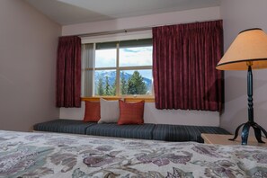 3 quartos, ferros/tábuas de passar roupa, Wi-Fi de cortesia